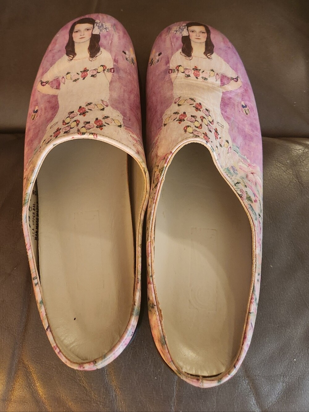 ICON  CLOGS